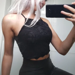  - Linne från Nelly i spets. Oanvänt endast testad. Har Swish 💗