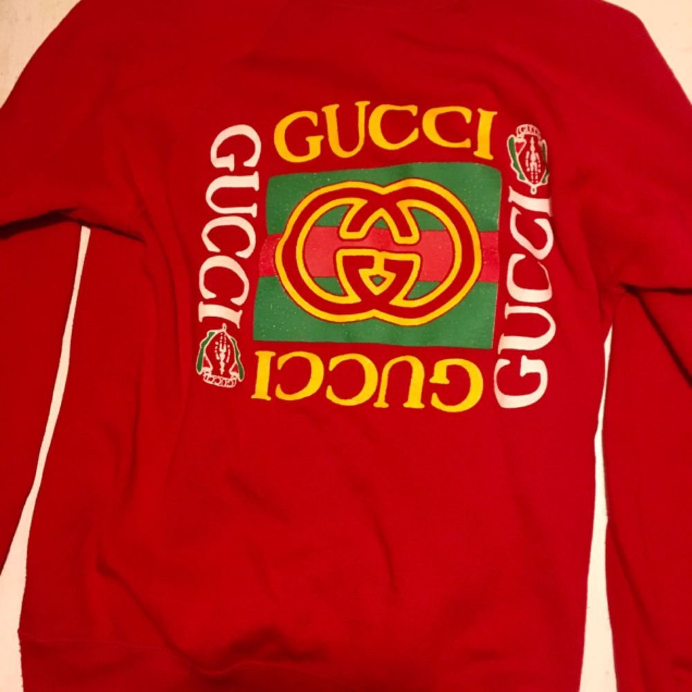 Gucci-kopia i klassisk stil. Huvtröjor & Träningströjor.