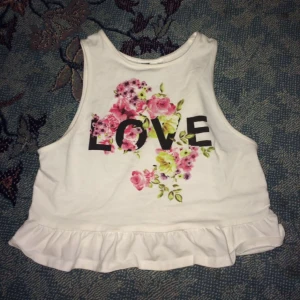  - supersnygga crop top