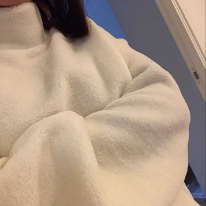  - sjukt mysig tröja från hm, nästan aldrig använd :)