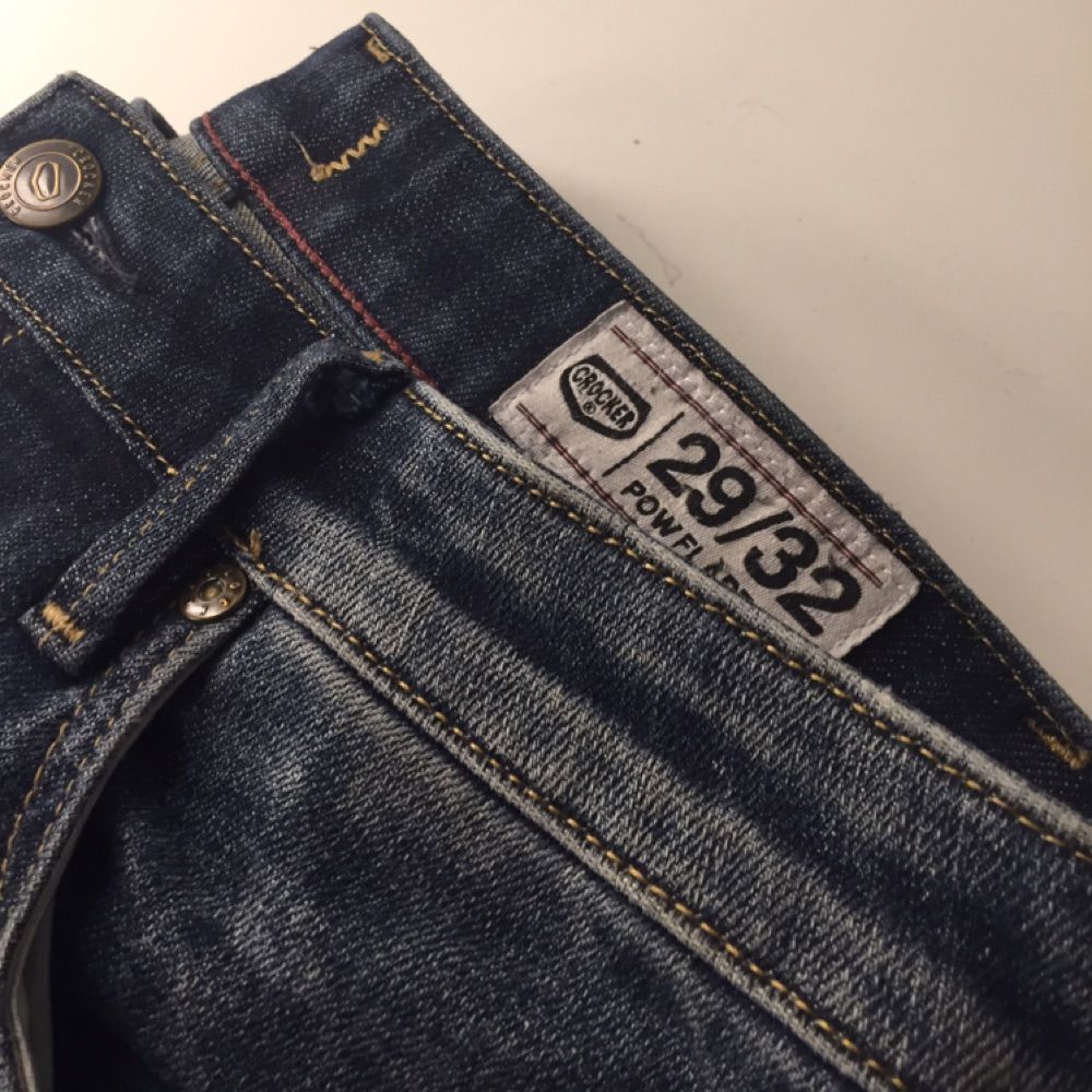 Crocker jeans i modellen POW Flare | Plick Second Hand