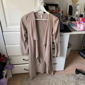  - Trenchcoat från Nelly trend