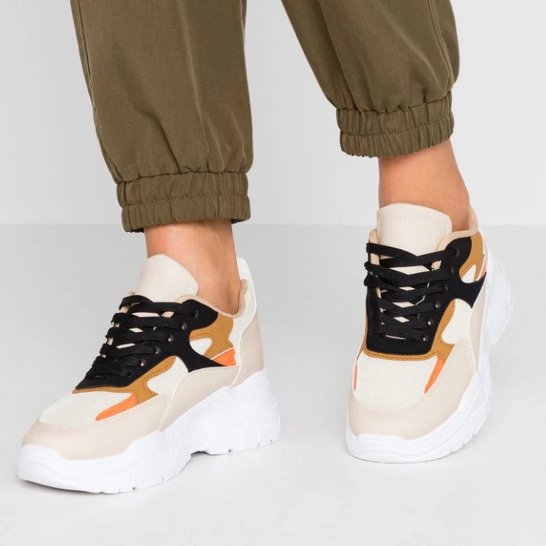 Glamorous (Skinnimitation/textil) - 90