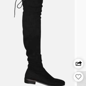 Supeerfina, buda, fel fria långa svarta boots, ser exakt ut som på bilden kan skicka bilder på de till seriösa köpare                      