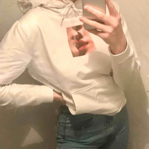  - Ascool hoodie, knappt använd, bra skick🌸