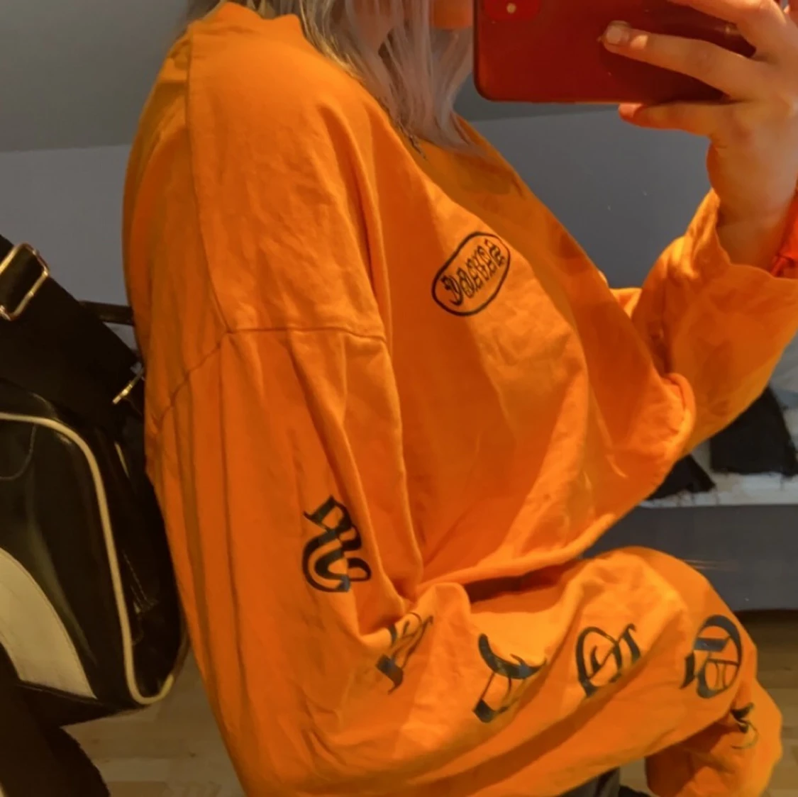 Orange långärmad croppad tröjja med tryck - 91