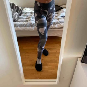  - Snygga träningstights från Nike.