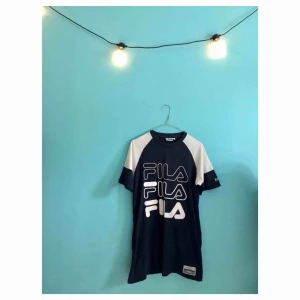  - Fila tunika med fickor i storlek XS. Väldigt bra skick!   Upphämtning i Hägersten eller posten! 