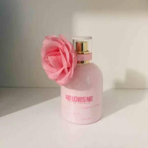  - parfym från primark. endast testad så nästan helt full 🌸