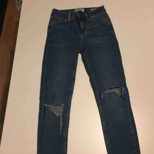  - Inköpta på Nelly.com för 499kr säljs för 150kr 