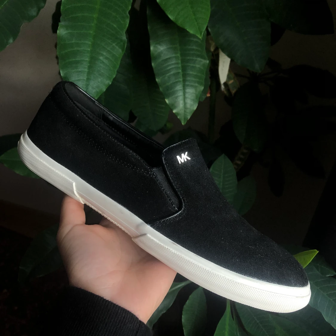 MK slip-ons, 39