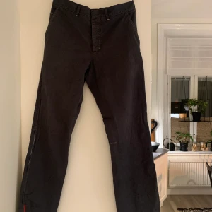 Prada sports byxor - Vintage skick, inga fläckar. Snygg rak passform 