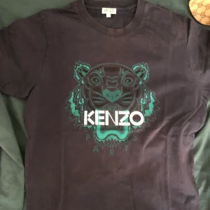 Kenzo t shirt - Helt ok skick
