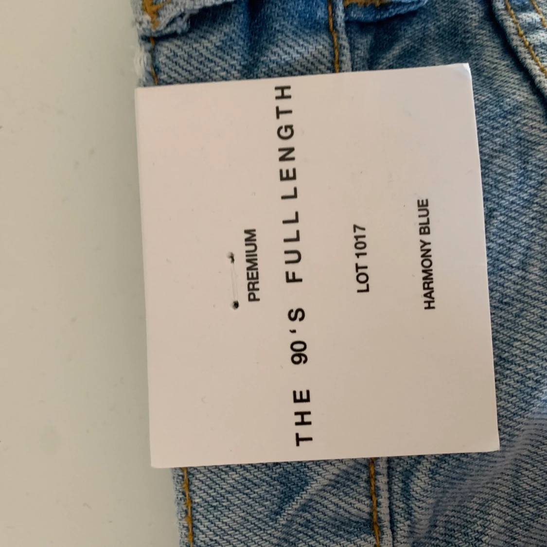 Zara jeans med prislapp kvar  - 91