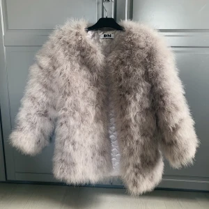 Pälsjacka - Dream jacket. Nypris 1299:- Använd en gång. Som ny!