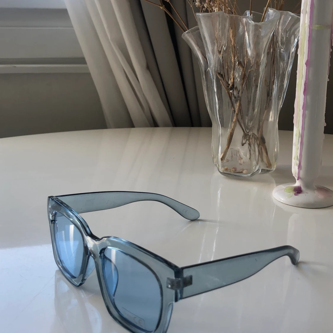 Blåa glasögon - 91