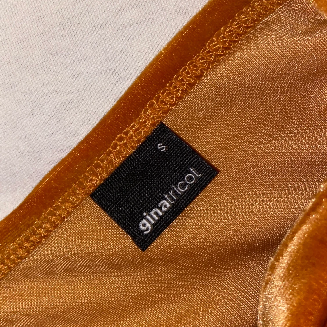 Crop top från Gina tricot - 91