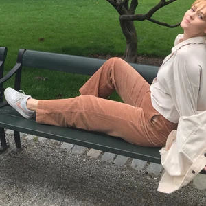 Manchesterbyxor Carin Wester  - Superfina manchesterbyxor från Carin Wester i stl 40!! Sparsamt använda! 