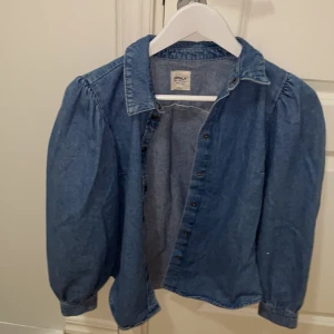 Jeans jacka från only - Jeans jacka jättefin helt ny