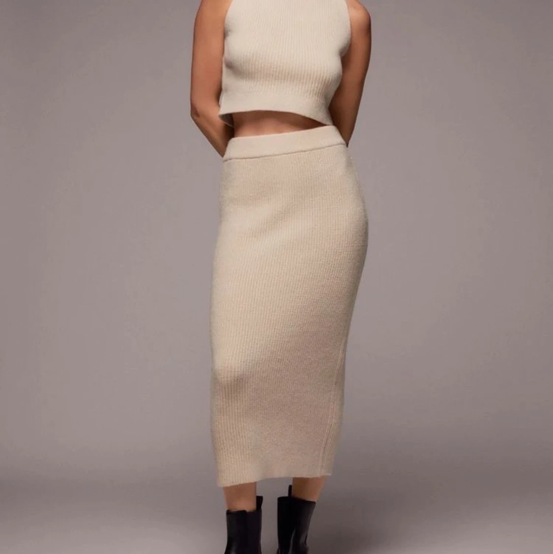 Beige längre kjol (höst, sommar) - 90