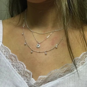 Halsband - ❤️frakt tillkommer 