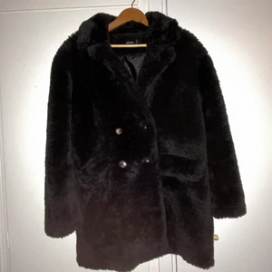 Teddykappa - Helt ny jacka från boohoo använd endast 3 gånger