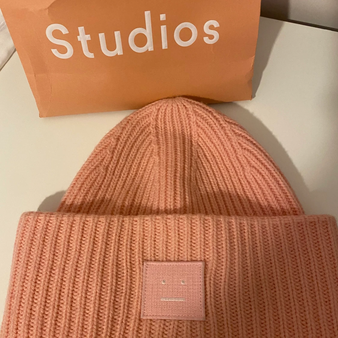 Rosa acnemössa - 90