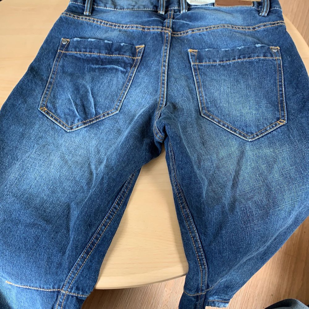 Nya oanvända sommar shorts från Emilio. Strl 30. Jeans format . Shorts.