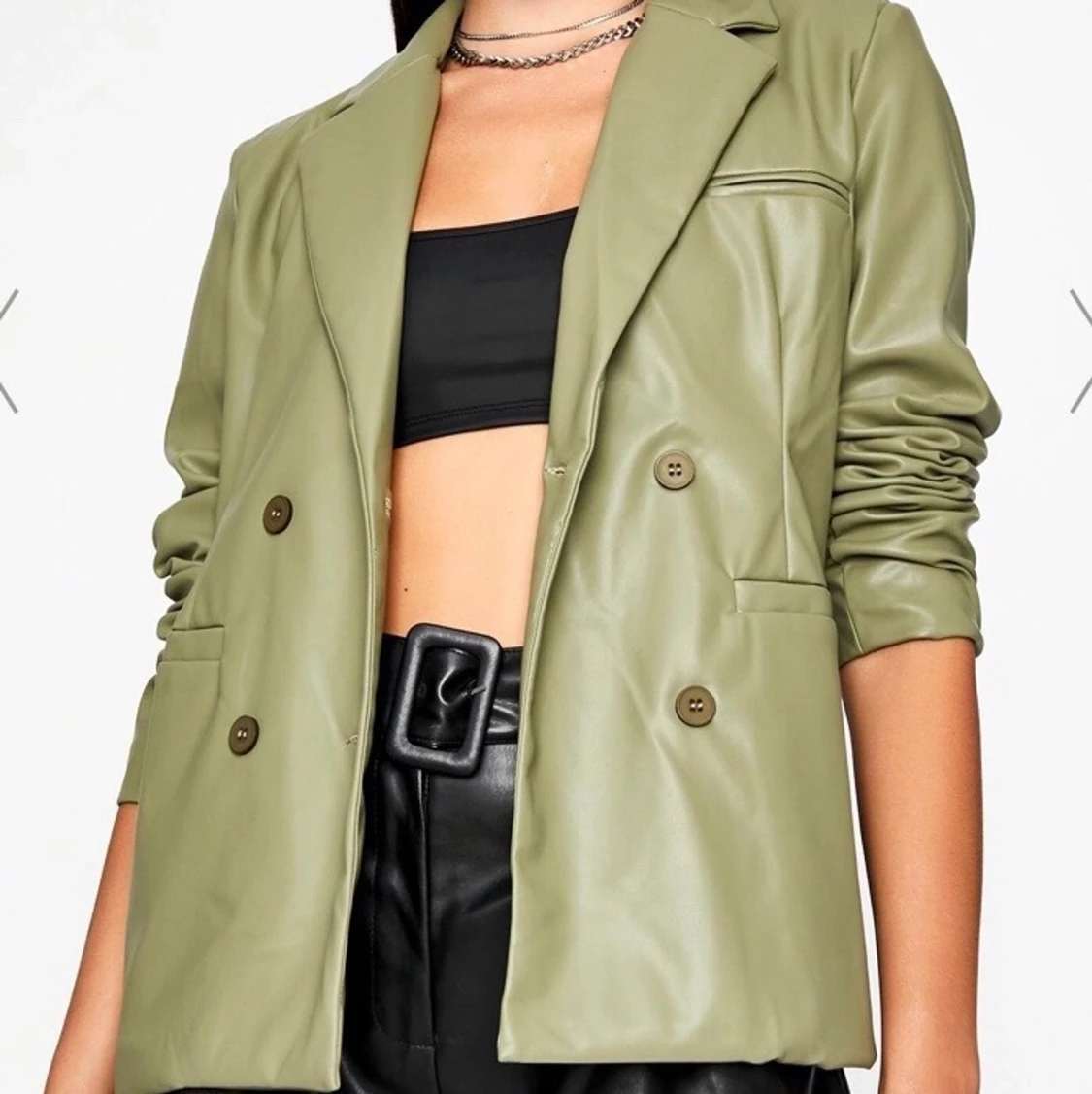 Kavaj i veganskt läder/skinn - 90