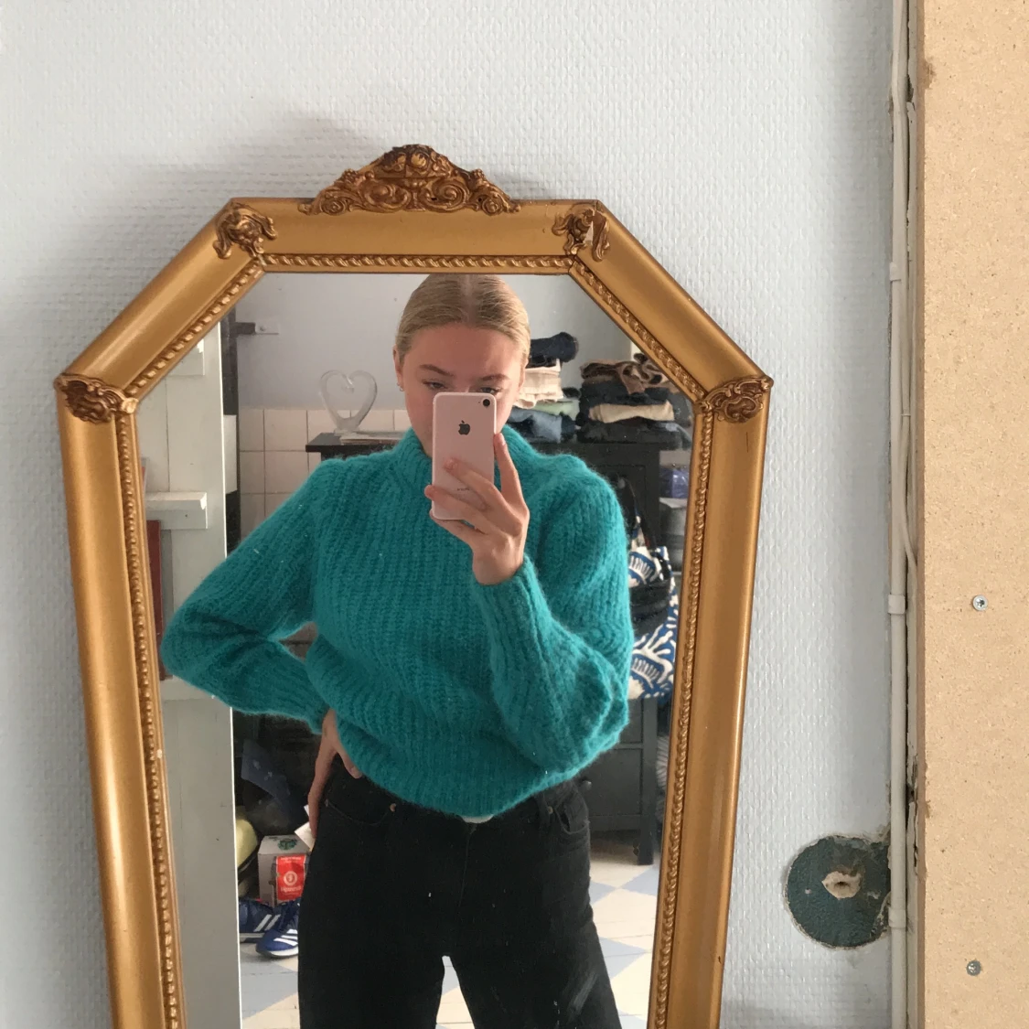 Blå stickad tröja - 90