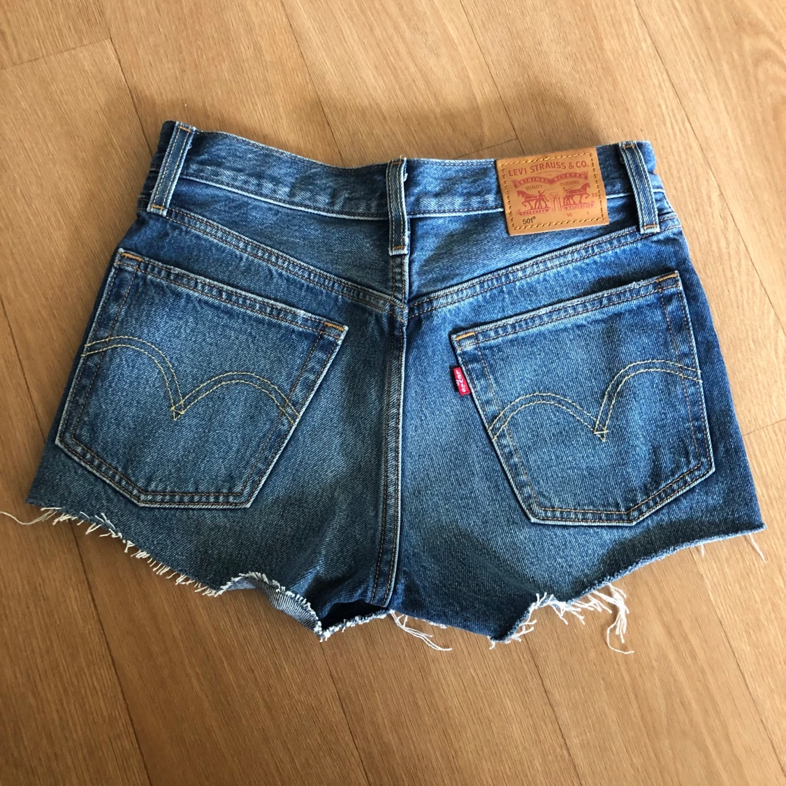 Levis shorts  - 90