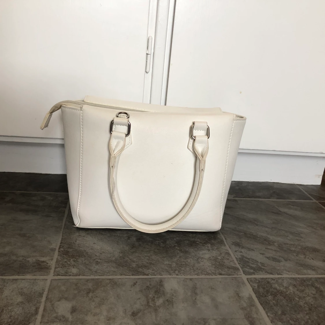 Vit handväska  - 90