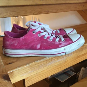 Converse - Skor som skulle bli som helt nya efter en tvätt! 💝💖
