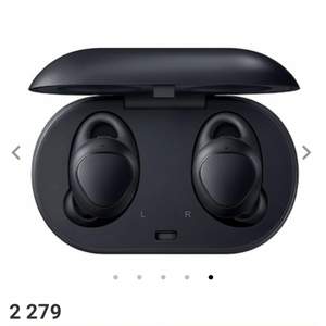  Samsung Gear IconX True trådlösa in-ear-hörlurar är en perfekt kompanjon för ditt träningspass tack vare fitness tracker och perfekt ljudkvalitet.  Ny pris 2279kr helt ny oöppnad