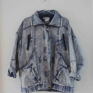 Superfin Denim zip up jacket / Vintage / Fint skick. Köparen står för frakt.