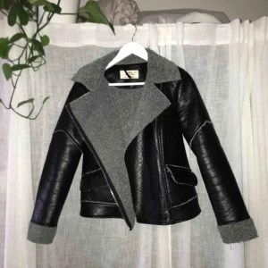  - Ny jacka från ASOS. Aldrig använt, orginalpris 800