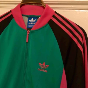  - Trevligt använt skick. 