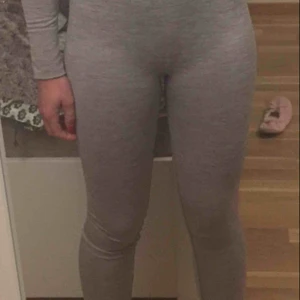  - Underställ från Craft, 70 kr per del. 130 kr tillsammans. OBS! Säljer endast till personer som kan ta sig till Helsingborg för att köpa, skickar inget via post.