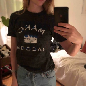  - Marc by Marc Jacobs t-shirt, bra skick! 
