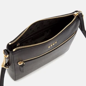 DKNY väska svart - Jätte fin äkta dkny väska i fint skick 