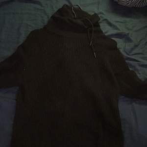 Size M, Barely used