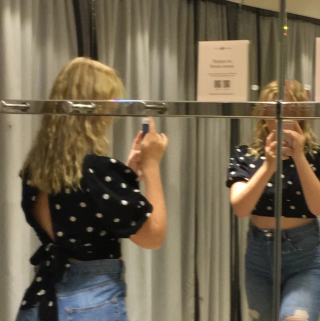 Svart och vit prickig topp!🖤🤍🖤🤍