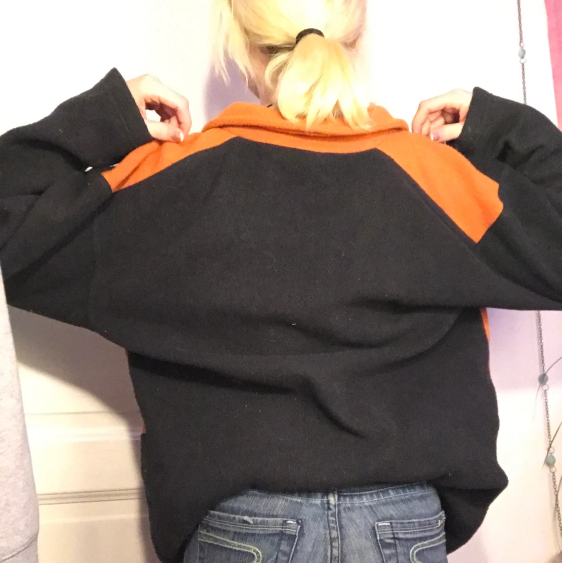 Tjock tröja i väldigt bekvämt material - 90