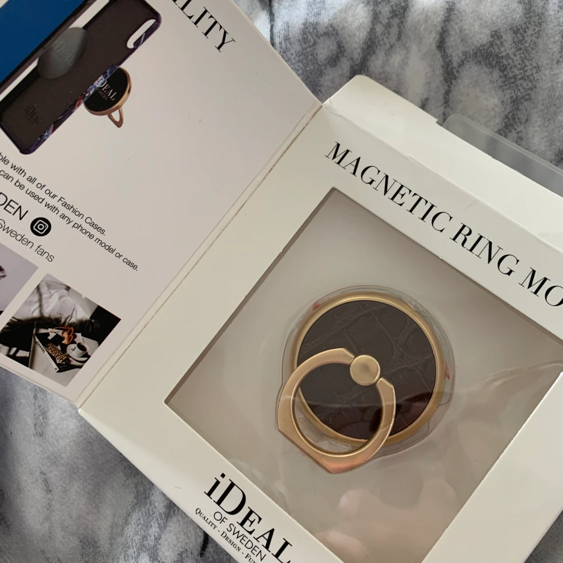 Vinröd ”ring mount” - 90