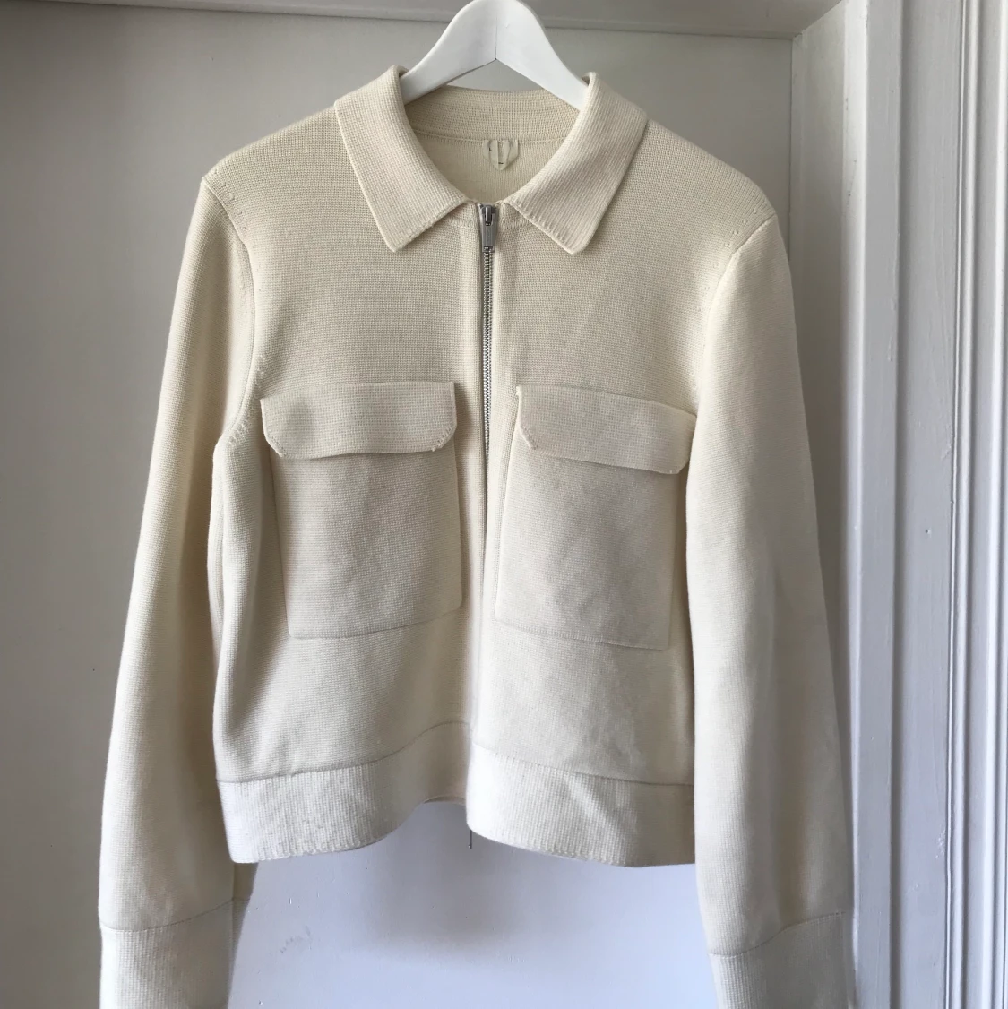 Merinostickad jacka från Arket - 90