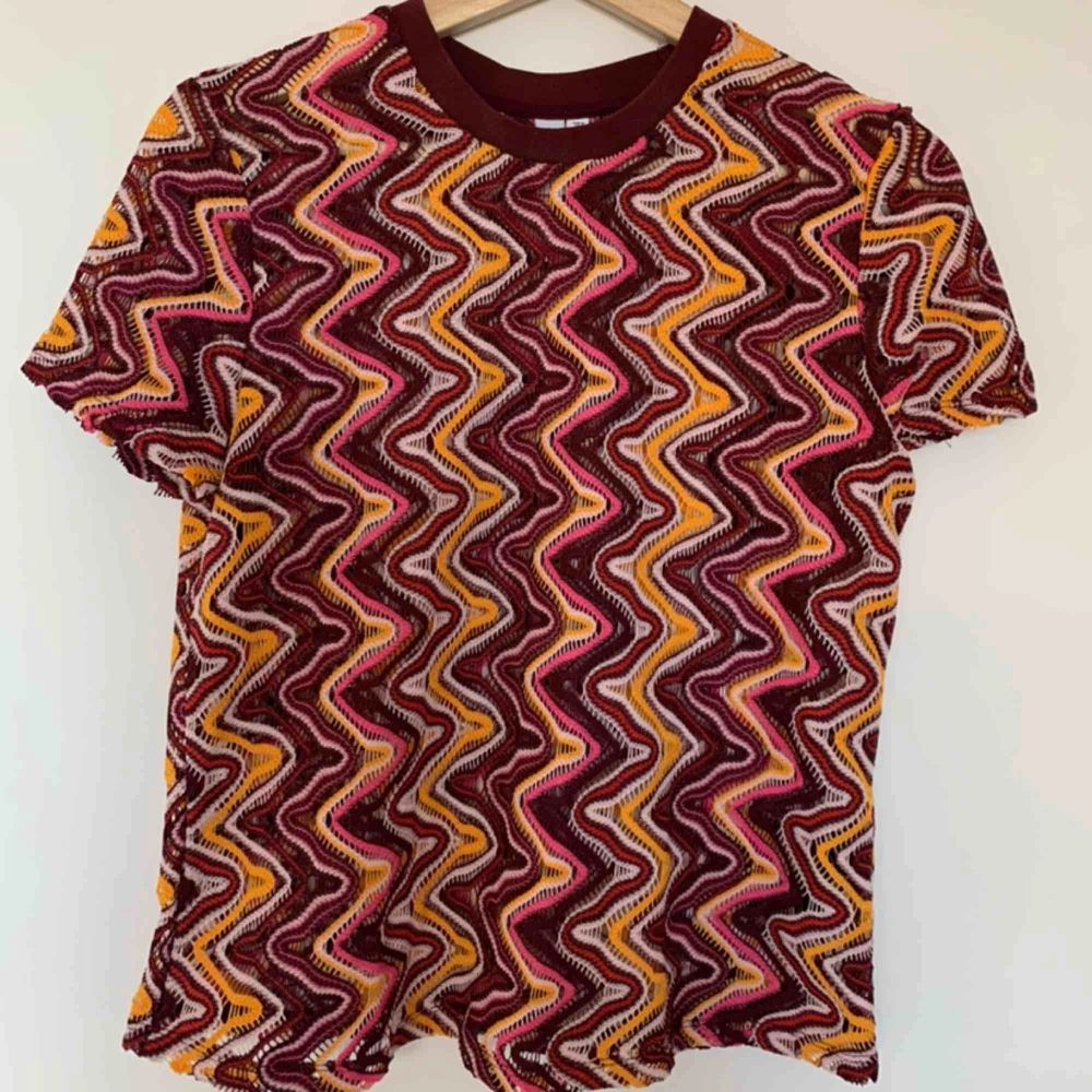 Härlig 70-tals tröja från & other | Plick Second Hand