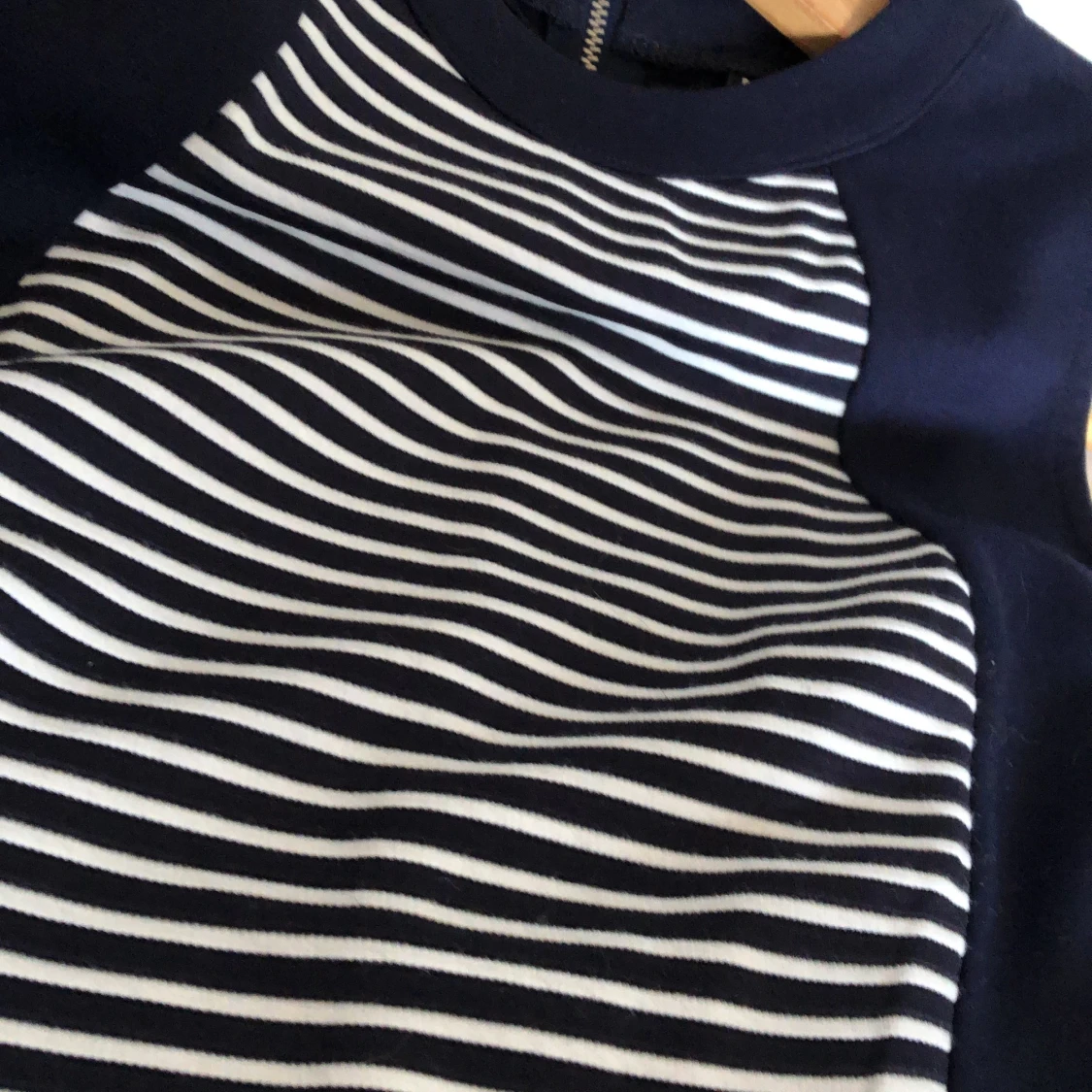 Randig tajt klänning - 91