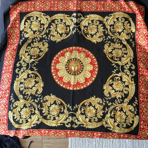 Bandana - Riktigt fet bandana ! 70kr inklusive frakt 🏺🏺🏺 80x80cm 