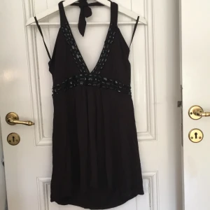 Festlig topp med pärlor - Festlig topp med pärlor