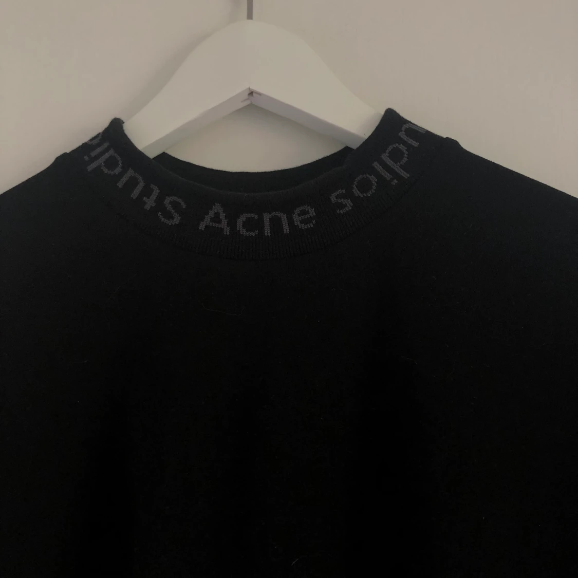 Acne studios tröja  - 90